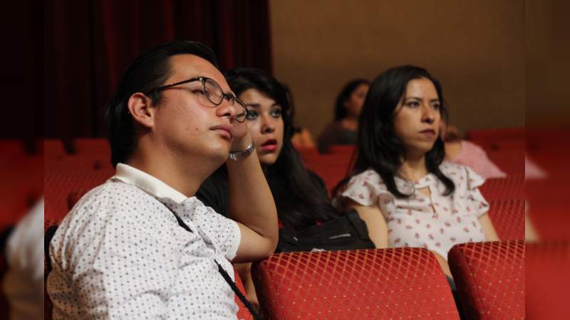 El nivel de calidad debe ser el ambiente en el que se mueva un futuro cantante de ópera: Francisco Araiza - Foto 1 