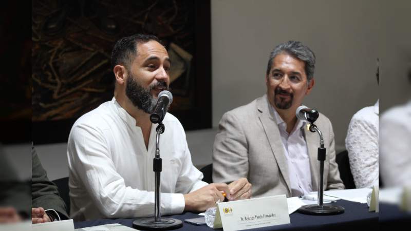 Presenta Universidad Michoacana cuatro de diez volúmenes relacionados con las áreas del conocimiento que desarrolla - Foto 0 