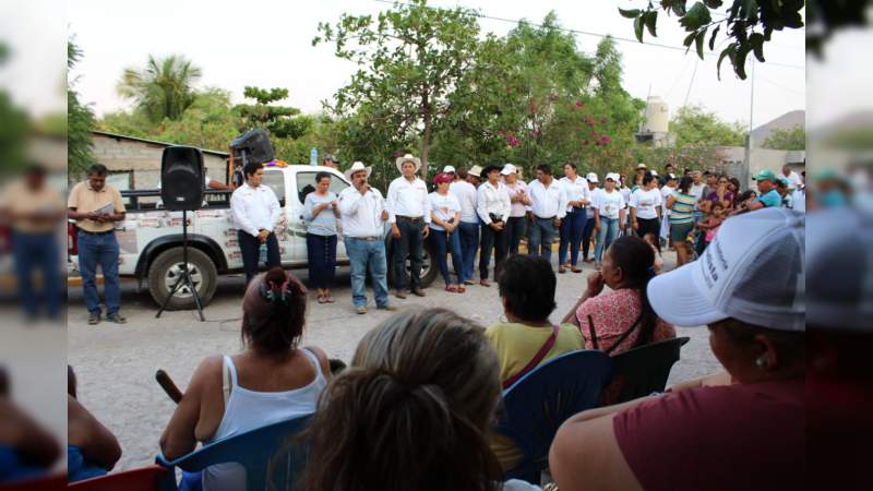 Celebran vecinos de la Colonia Allende de Antúnez, candidatura de Huriel Bautista a la alcaldía - Foto 2 