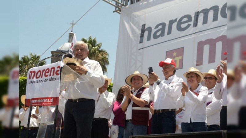 El pueblo manda y el pueblo pidió a  Blanca Piña como su senadora: AMLO - Foto 0 