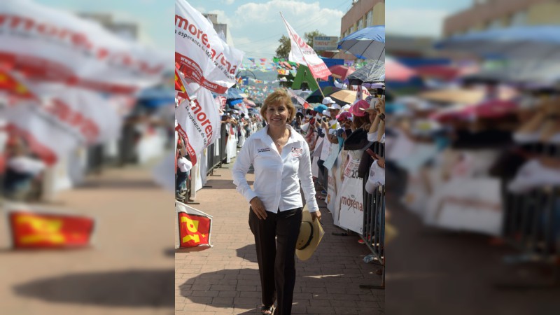 El pueblo manda y el pueblo pidió a  Blanca Piña como su senadora: AMLO - Foto 2 