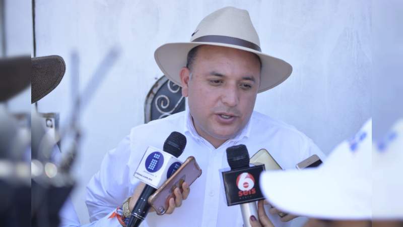 Hombres de Talacha y no de escritorio encabezarán mi administración: Carlos Quintana  - Foto 0 