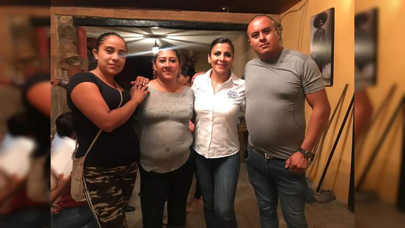 Vecinas de Vicente Lombardo Toledano se suman a Karla Ruiz - Foto 1 