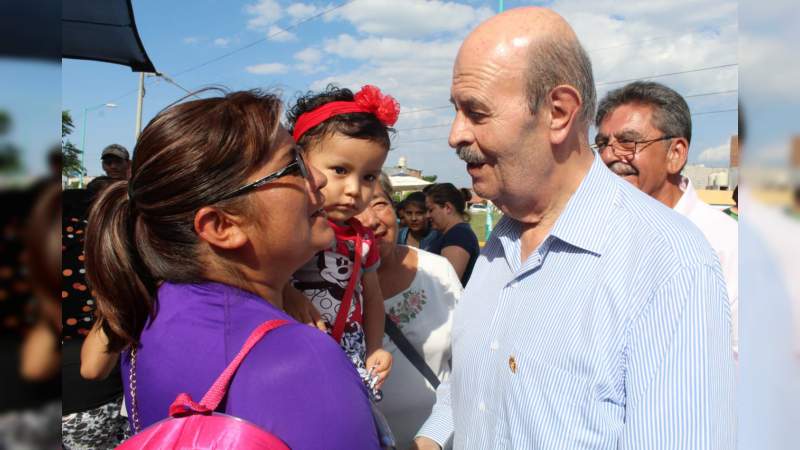 Obras de impacto social y no de relumbrón solicitan vecinos de Arko San Antonio a Fausto Vallejo Figueroa - Foto 1 