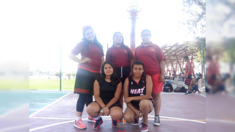 La  FNERRR y casa del estudiante "espartaco" organizan encuentros deportivos  - Foto 1 