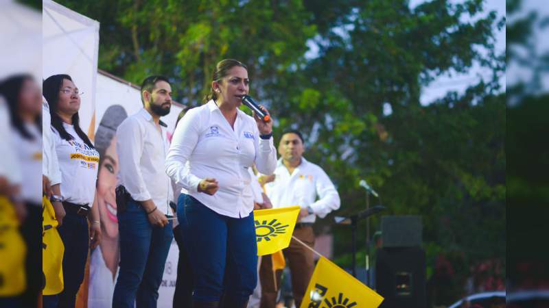 Desde el senado, Alma Mireya Sánchez detonará la economía y turismo en playas Michoacanas   - Foto 1 