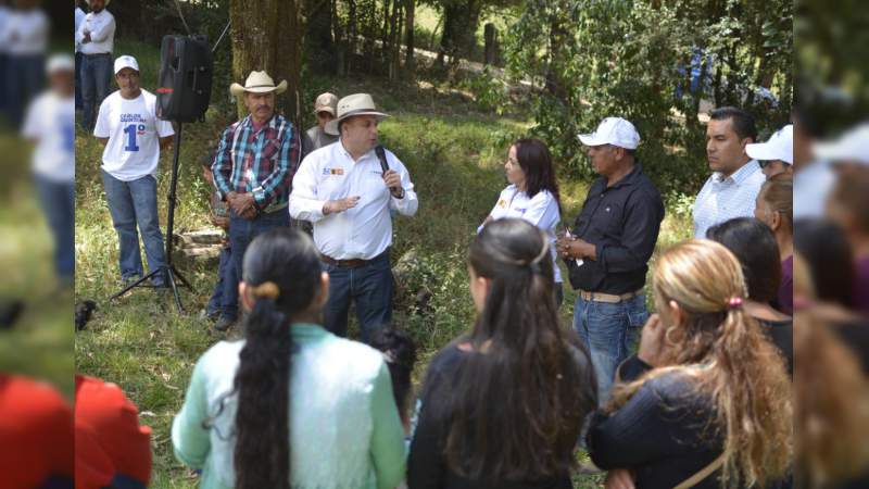 Soy hombre de trabajo y no de promesas: Carlos Quintana  - Foto 1 