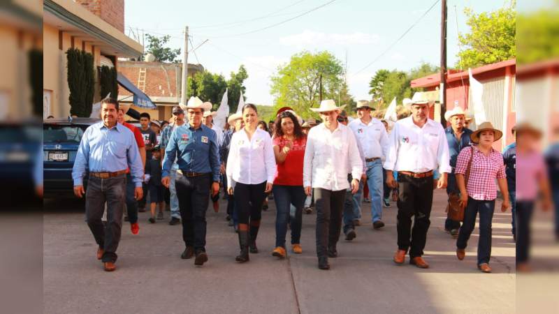 Necesaria alternancia política para que el Distrito 02 avance: Antonio Sosa López - Foto 0 