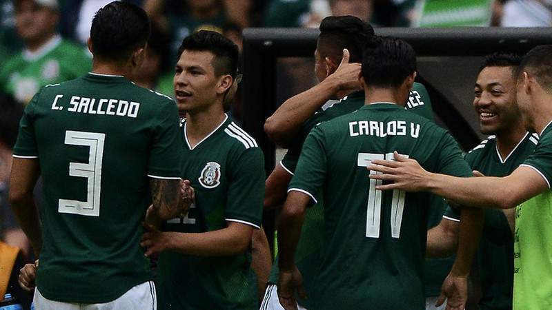 Vela, Tecatito y Jiménez no portarán su apellido en la Copa del Mundo 