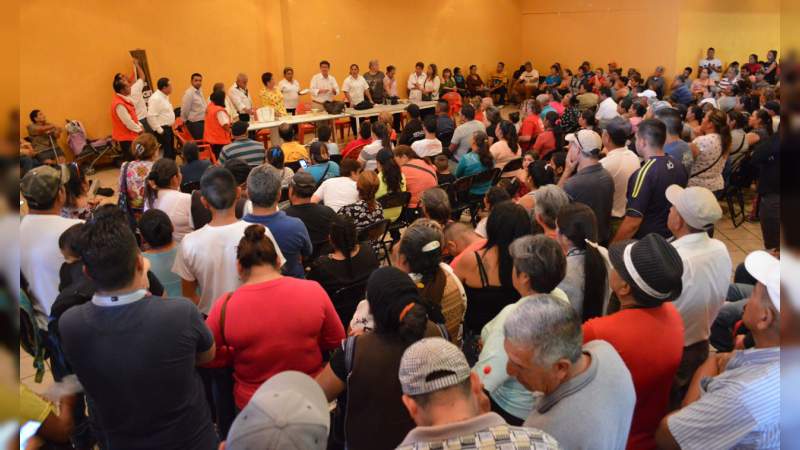 Se compromete Eligio González a ser un diputado de puertas abiertas y cercano con los morelianos. - Foto 1 