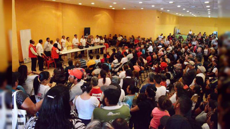 Se compromete Eligio González a ser un diputado de puertas abiertas y cercano con los morelianos. - Foto 3 