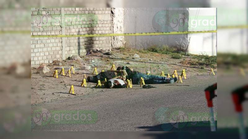 Asesinan a cinco personas sobre la autopista Querétaro – Celaya - Foto 0 