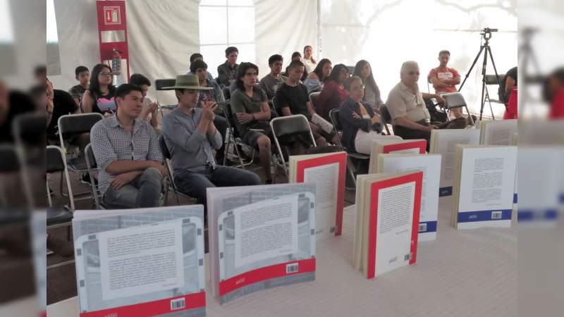 Nueva alternativas de poesía poesía promovió el  Librofest Metropolitano 2018  - Foto 0 