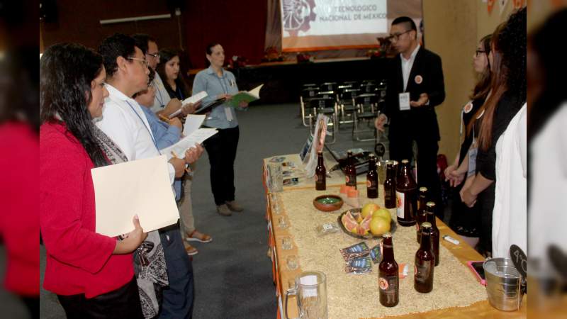 Seleccionan 3 proyectos  a fase regional, de innovación tecnológica del ITSU - Foto 0 
