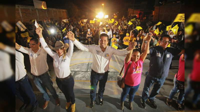 Toño García presenta sus propuestas en colonias populares de Morelia  - Foto 0 