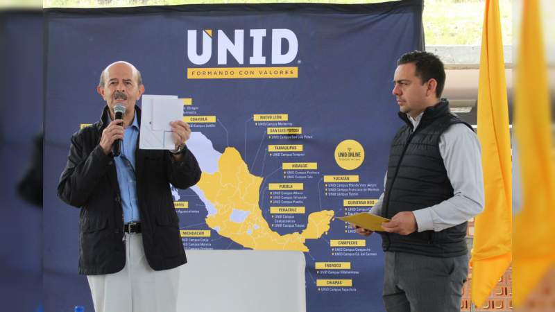 De la mano con los jóvenes sacaremos a Morelia del rezago, aseguró Fausto Vallejo Figueroa - Foto 0 