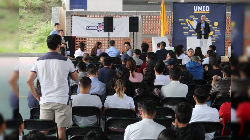 De la mano con los jóvenes sacaremos a Morelia del rezago, aseguró Fausto Vallejo Figueroa - Foto 2 