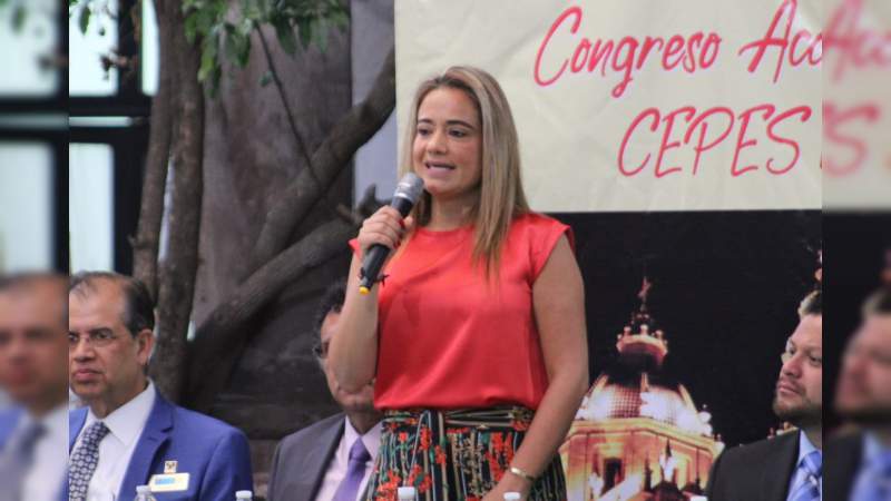 Morelia da la bienvenida a turistas de congresos y convenciones: Aquique Arrieta 