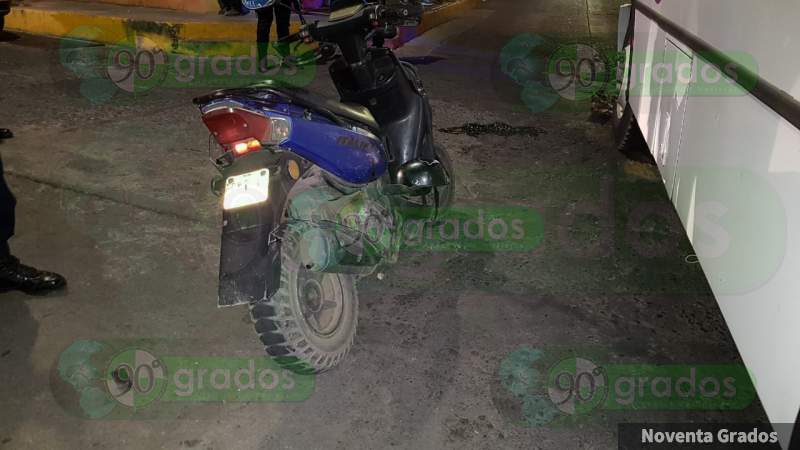 Chofer arrolla a motociclista y se da a la fuga en Jacona, Michoacán - Foto 2 