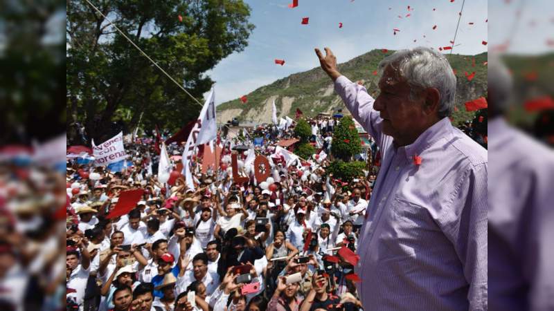 López Obrador denuncia campaña telefónica en su contra 