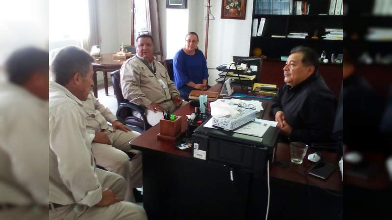 Lugares dignos para la atención de personas con Alzheimer y autismo, propuesta de Fausto Vallejo Figueroa - Foto 0 