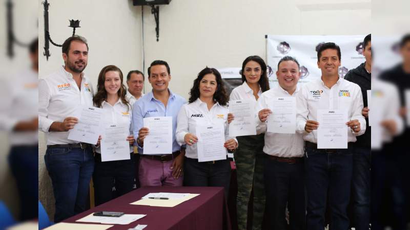 Omega Vázquez se suma a la iniciativa "ética pública" - Foto 0 