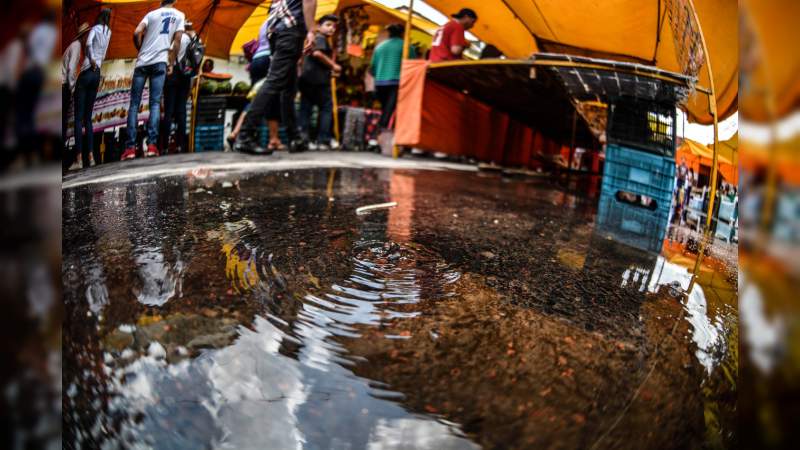 Vecinos demandan a Carlos Quintana mejorar servicios públicos en Morelia y sacarla del abandono - Foto 0 