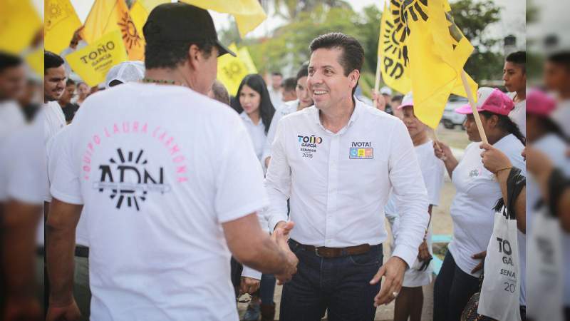 Toño García, por impulsar ampliación de autopista Siglo XXI  