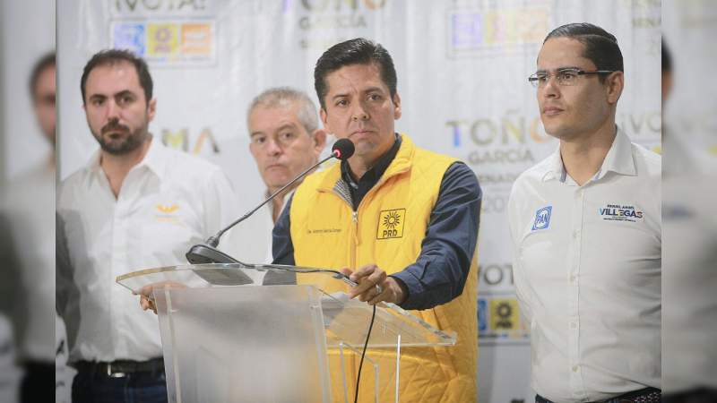 Toño García, por la defensa de los migrantes michoacanos - Foto 2 