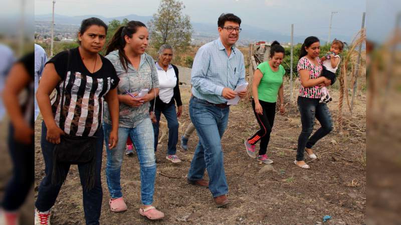 Apoyaré a la UMSNH para que jóvenes tengan acceso garantizado a ella: Eligio González 