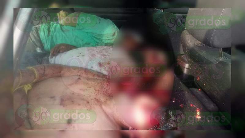 Dentro de camioneta localizan tres cadáveres en Jaral del Progreso, Guanajuato - Foto 0 