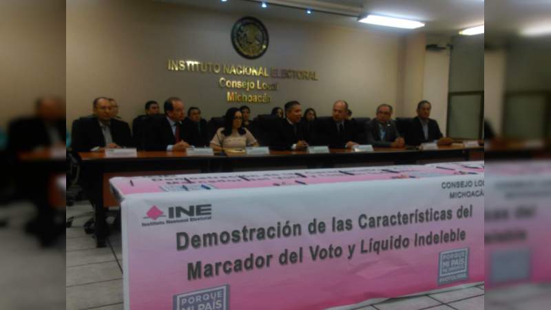 INE mostró marcador del voto y líquido indeleble; si hay alteración de boletas se invalidará el voto: David Alejandro Delgado Arroyo  