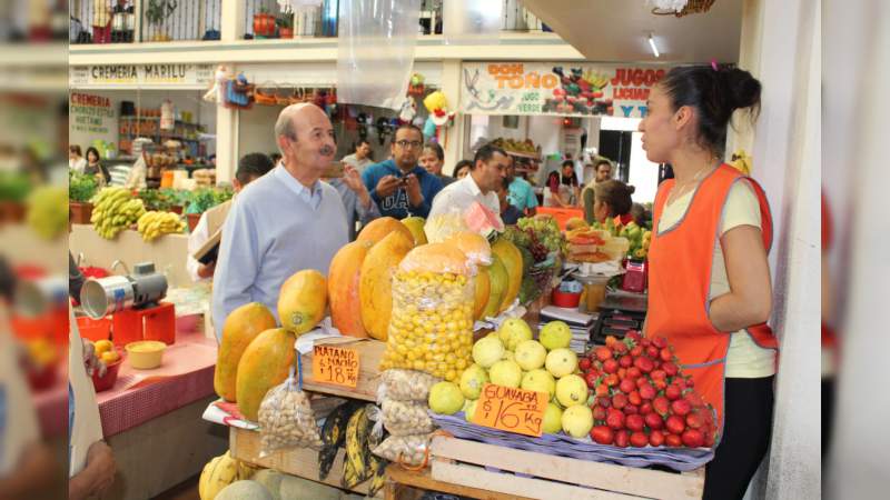 Total apoyo y respaldo a Fausto Vallejo Figueroa: oferentes del mercado Nicolás Bravo 