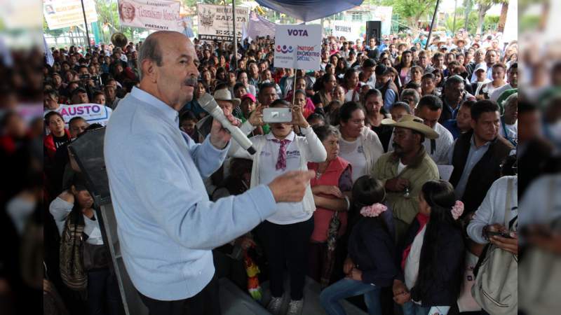 Un candidato declinará a mi favor, anuncia Fausto Vallejo Figueroa  