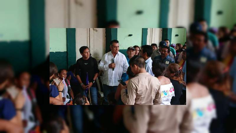 El Bronco se comprometió a construir escuela en una comunidad maya  