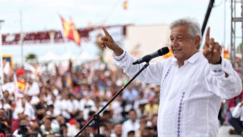 AMLO se comprometió a cumplirle a los más pobres del país  
