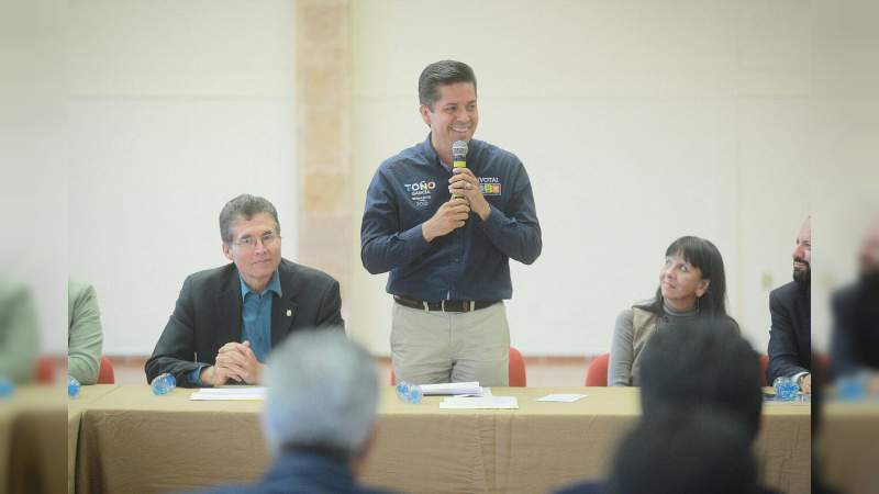 Juntos, por un presupuesto justo para la UMSNH: Toño García 