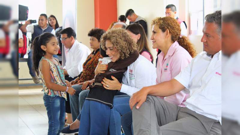 Indispensable, generar igualdad entre mujeres y hombres: Maggy Oribio de Lázaro 