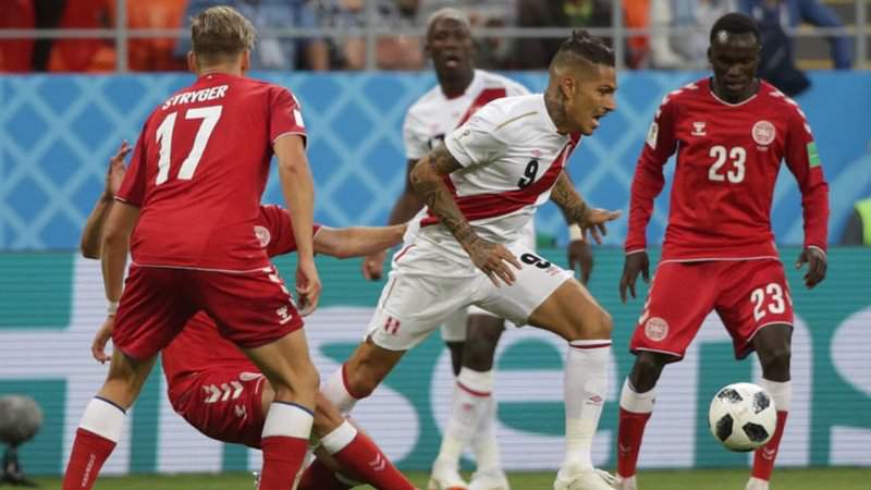 Perú regresó a un Mundial y falló un penalti 