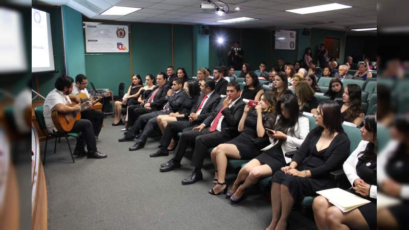 Concluyen sus estudios 23 alumnos de la Maestría en Administración 
