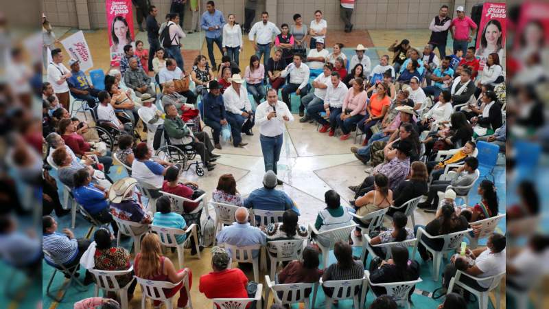 Compromete Gerónimo Color trabajo conjunto para abatir las carencias en Morelia - Foto 1 