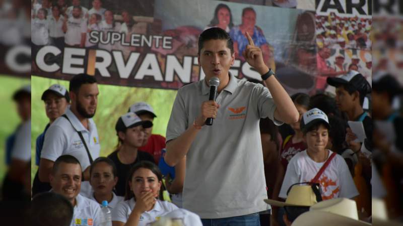 Javier Paredes llama a cerrar filas para garantizar un proceso electoral ejemplar y pacífico - Foto 0 