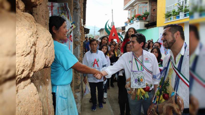 Ixtláhuac, candidato a Senador de la República advierte que al PRI ya nadie lo detiene - Foto 2 
