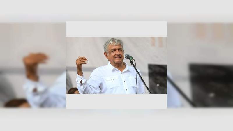 López Obrador se comprometió a bajar el precio de la luz  