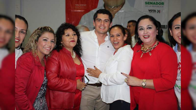 Ixtláhuac se compromete a mejorar condiciones a trabajadores del Estado - Foto 0 