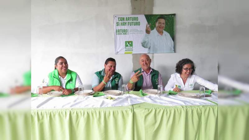 Certeza y seguridad de propiedad para todas las familias, propone Gerardo Herrera 