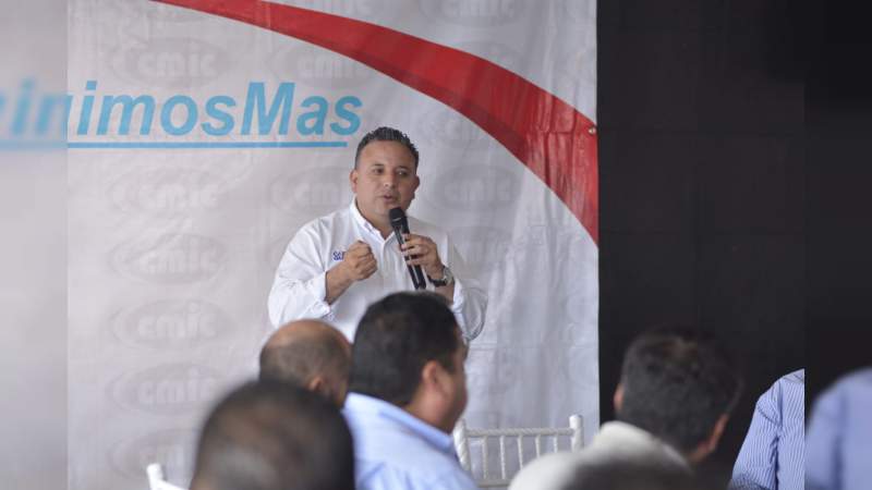 Constructores Michoacanos respaldan a Carlos Quintana como presidente de Morelia.   - Foto 2 