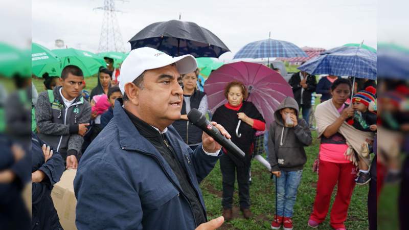 Recorrer las calles me dio seguridad  del triunfo electoral: Constantino Ortiz 