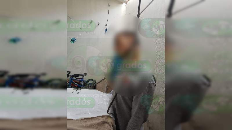 Encuentran colgado a un hombre dentro de su domicilio en Jacona, Michoacán 