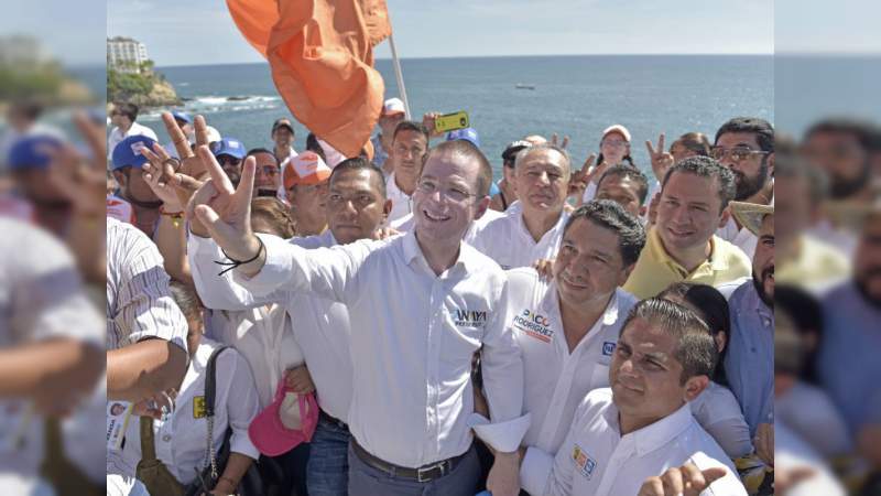 Anaya reparte tarjetas con mil 500 pesos al mes  